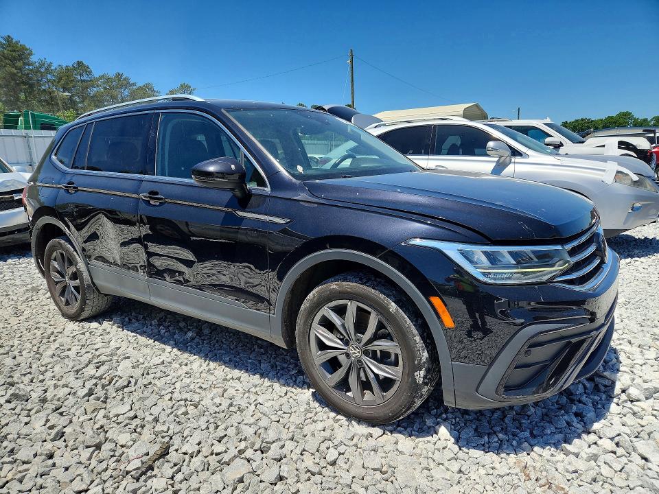 Продажа на аукционе авто 2022 Volkswagen Tiguan, vin: 3VV3B7AX6NM072371, номер лота: 53382976