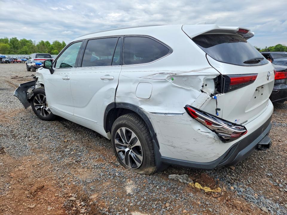53215246 :رقم المزاد ، 5TDGZRBH3NS568405 vin ، 2022 Toyota Highlander مزاد بيع