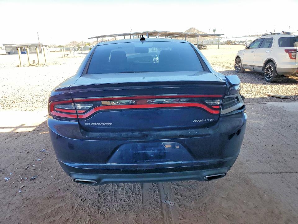 54501976 :رقم المزاد ، 2C3CDXHG9FH817181 vin ، 2015 Dodge Charger مزاد بيع