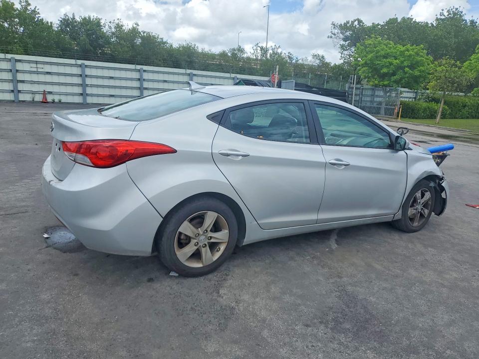 53833066 :رقم المزاد ، KMHDH4AE3CU328761 vin ، 2012 Hyundai Elantra مزاد بيع