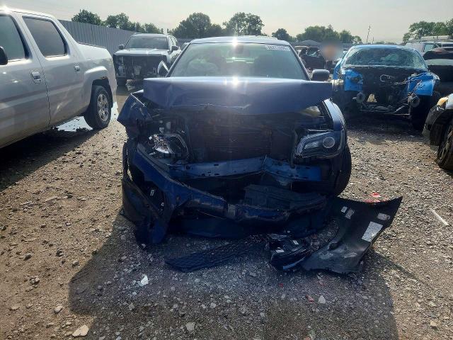 Продажа на аукционе авто 2016 Chrysler 300, vin: 2C3CCAGG1GH136046, номер лота: 55272096
