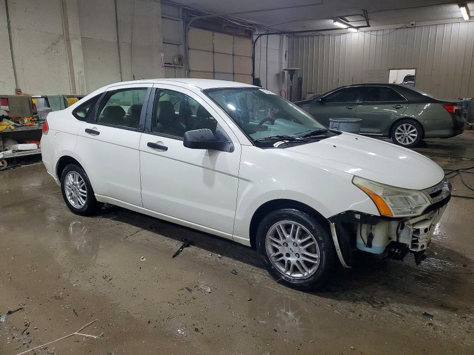 52384926 :رقم المزاد ، 1FAHP3FN3AW174698 vin ، 2010 Ford Focus مزاد بيع