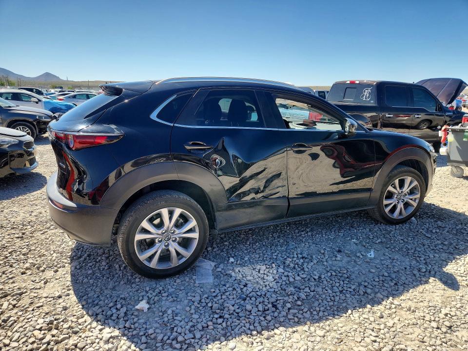 54209246 :رقم المزاد ، 3MVDMBCL7NM423510 vin ، 2022 Mazda Cx-30 مزاد بيع