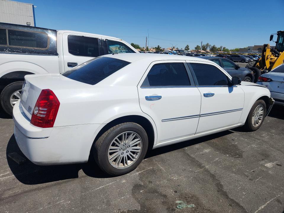 Продажа на аукционе авто 2010 Chrysler 300, vin: 2C3CA5CV1AH325949, номер лота: 54975616