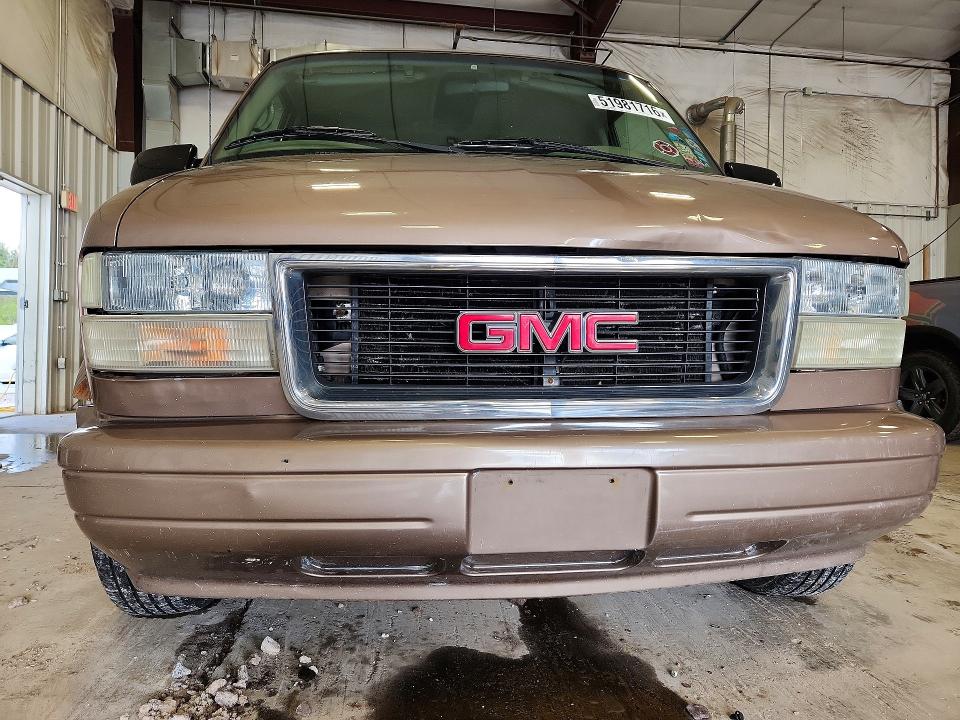 51981716 :رقم المزاد ، 1GKEL19X82B513785 vin ، 2002 Gmc Safari مزاد بيع