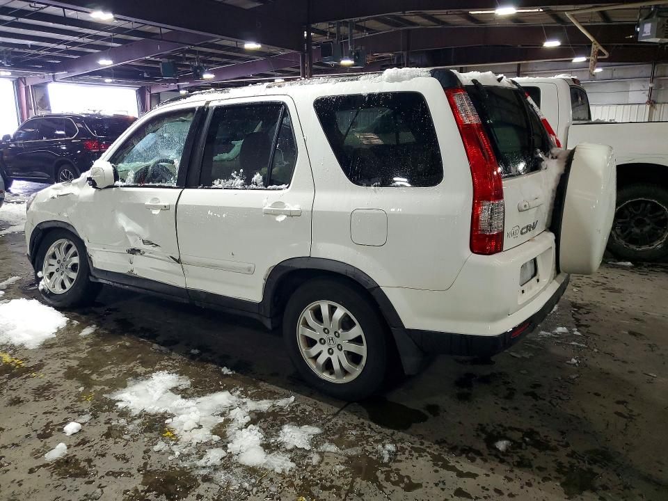 Продажа на аукционе авто 2005 Honda Cr-v, vin: JHLRD78905C050560, номер лота: 52703956