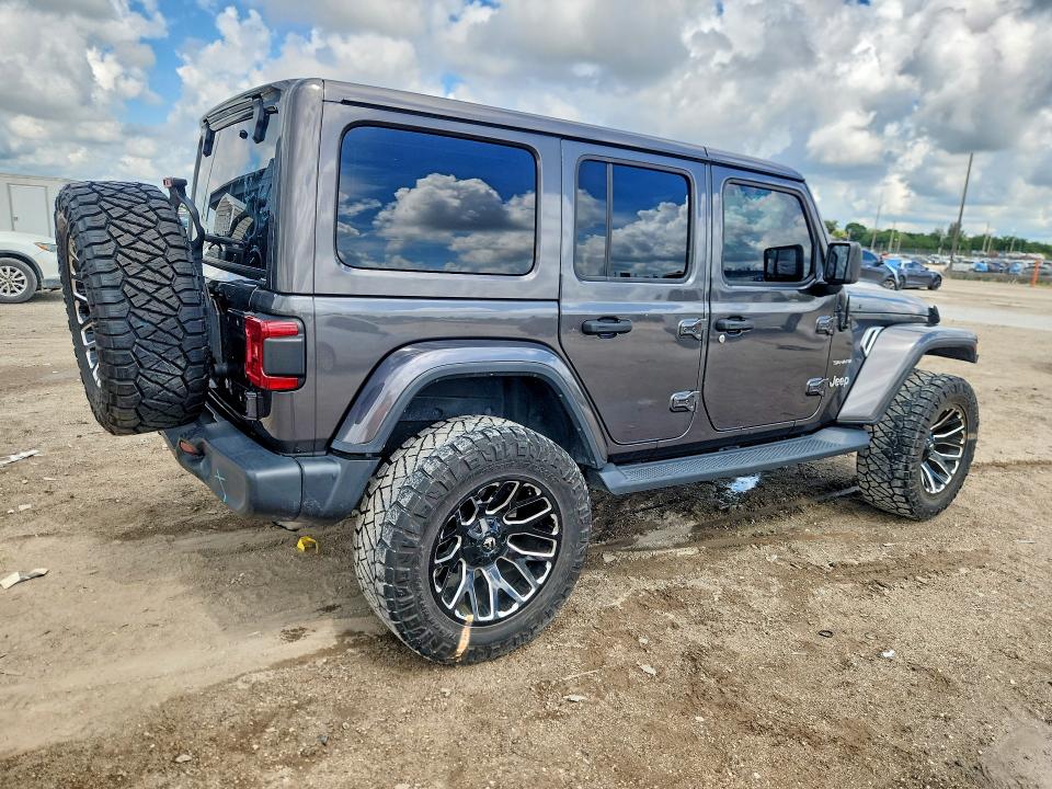 55556476 :رقم المزاد ، 1C4HJXEG1JW249873 vin ، 2018 Jeep Wrangler Unlimited مزاد بيع