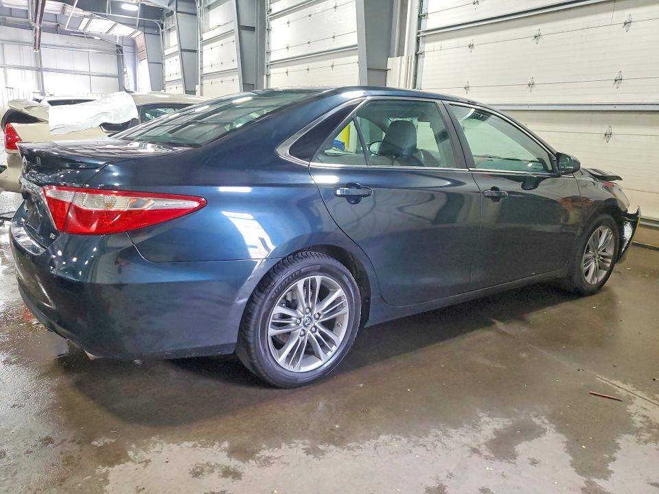 2015 Toyota Camry მანქანა იყიდება აუქციონზე, vin: 4T1BF1FK2FU097463, აუქციონის ნომერი: 53846536