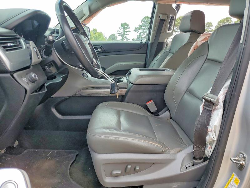 Продаж на аукціоні авто 2018 Chevrolet Suburban, vin: 1GNSCHKC0JR343336, номер лоту: 52210866