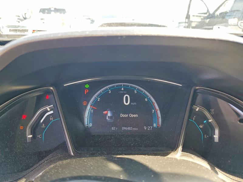 Продажа на аукционе авто 2018 Honda Civic, vin: SHHFK7H58JU235552, номер лота: 53922856