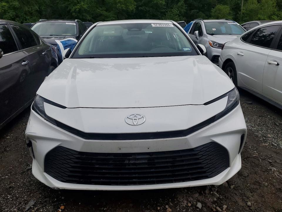 52303366 :رقم المزاد ، 4T1DAACK0SU520983 vin ، 2025 Toyota Camry مزاد بيع