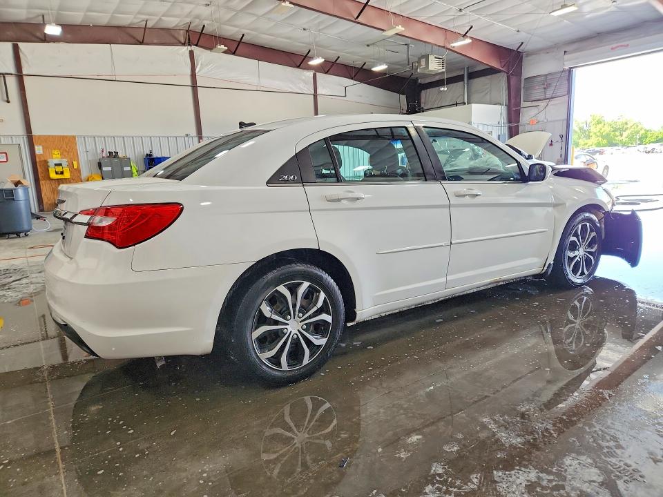 Продаж на аукціоні авто 2012 Chrysler 200, vin: 1C3CCBABXCN202288, номер лоту: 52018926