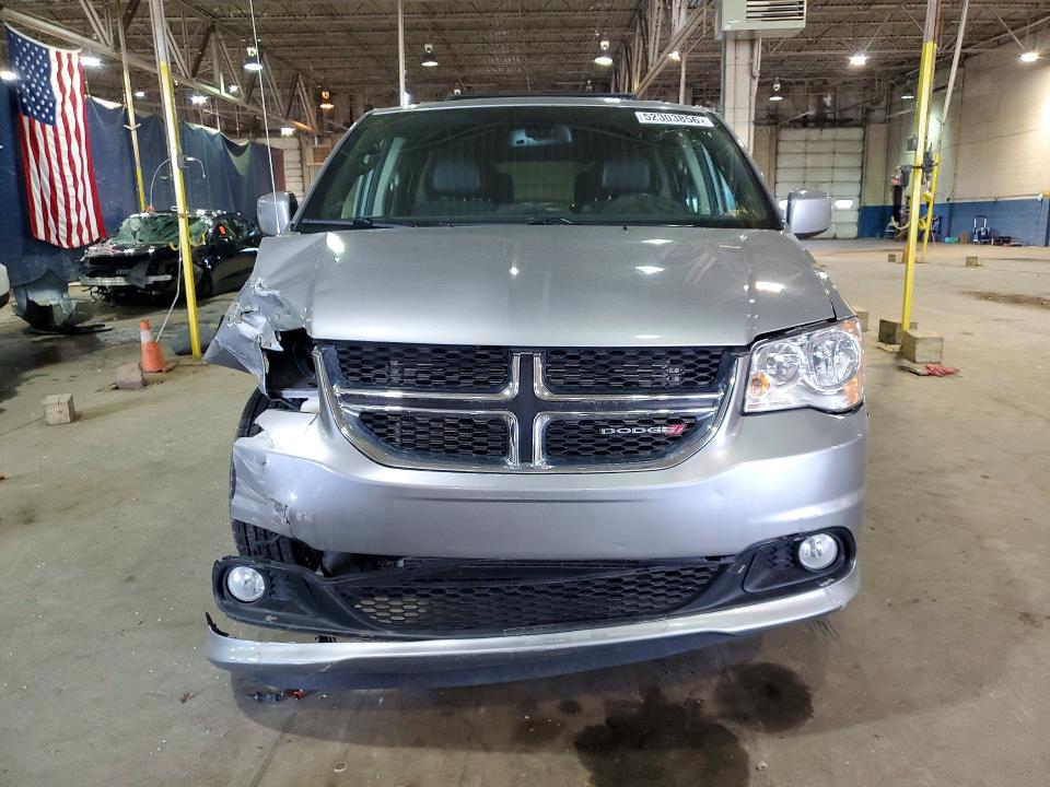 52303856 :رقم المزاد ، 2C4RDGCG8KR545949 vin ، 2019 Dodge Grand Caravan مزاد بيع