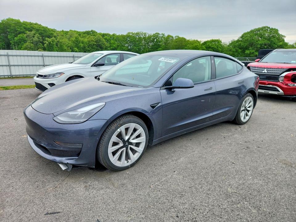 54101516 :رقم المزاد ، 5YJ3E1EA5NF370035 vin ، 2022 Tesla Model 3 مزاد بيع