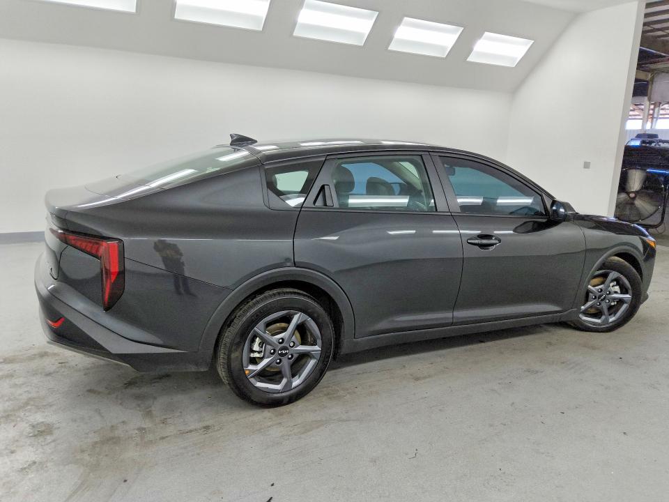 Продажа на аукционе авто 2025 Kia K4, vin: 3KPFT4DE4SE234344, номер лота: 52240346