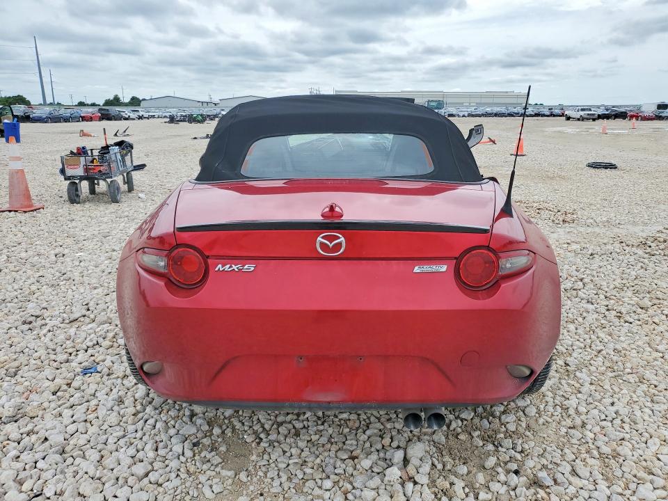 Продаж на аукціоні авто 2017 Mazda Mx-5 Miata, vin: JM1NDAC74H0124681, номер лоту: 51923916
