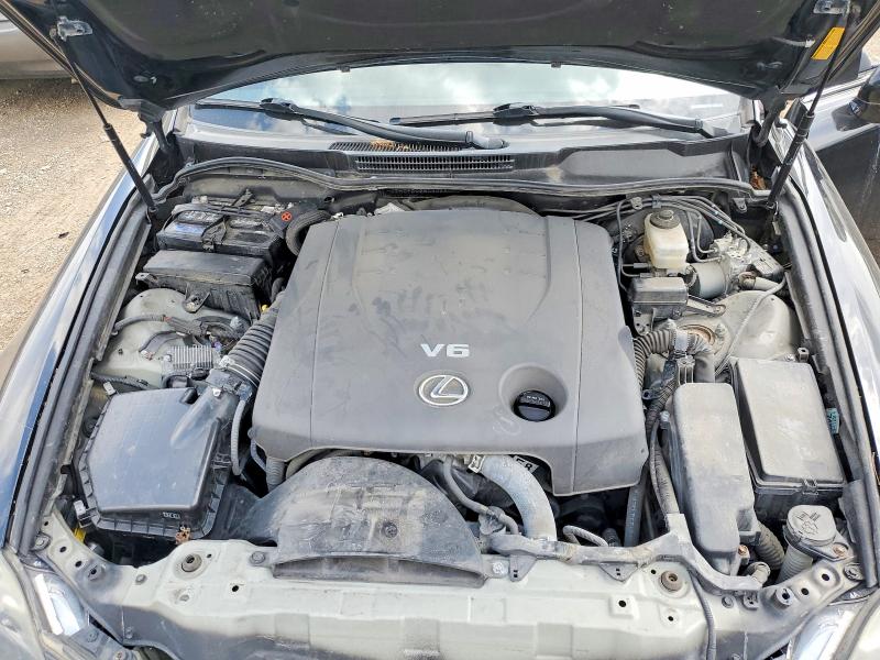 51911546 :رقم المزاد ، JTHCF5C28C5058000 vin ، 2012 Lexus Is مزاد بيع