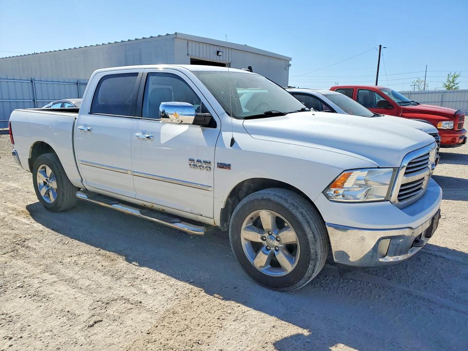 53101476 :رقم المزاد ، 3C6RR7LT7HG622671 vin ، 2017 Ram 1500 مزاد بيع