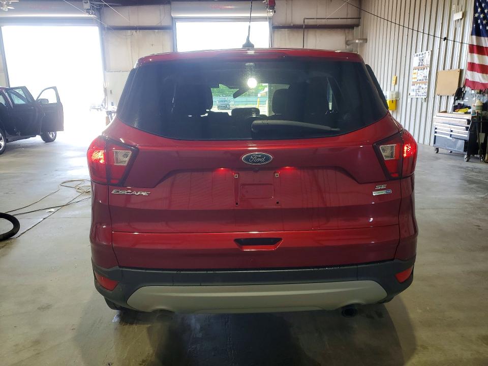 2019 Ford Escape მანქანა იყიდება აუქციონზე, vin: 1FMCU9GD7KUA32949, აუქციონის ნომერი: 53875946