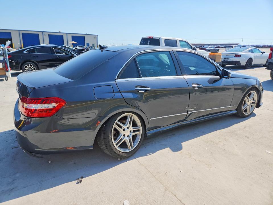 2013 Mercedes-benz E მანქანა იყიდება აუქციონზე, vin: WDDHF5KB3DA669527, აუქციონის ნომერი: 53696066
