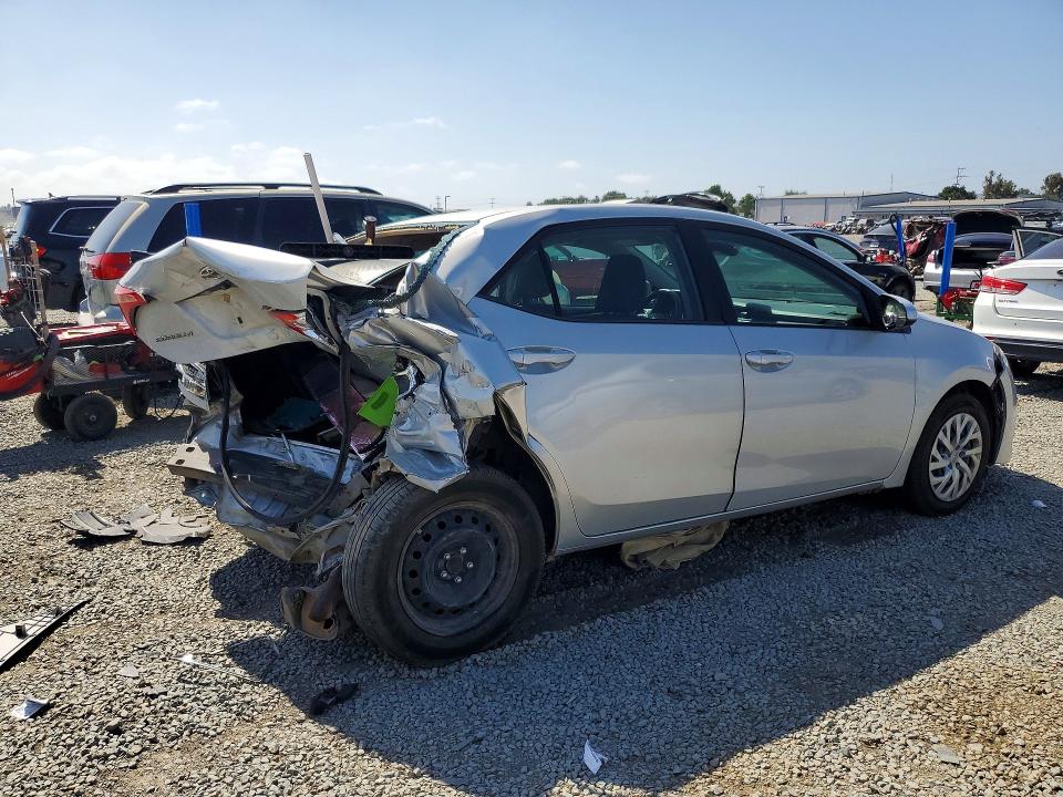 Продажа на аукционе авто 2018 Toyota Corolla, vin: 2T1BURHE5JC102161, номер лота: 54856686