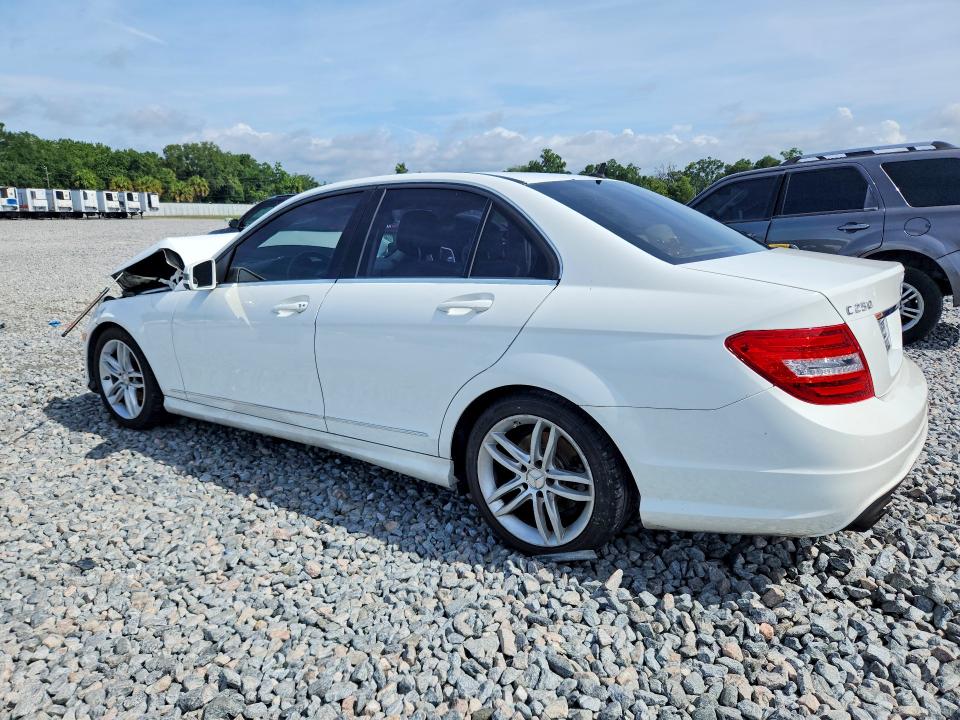 Продажа на аукционе авто 2013 Mercedes-benz C, vin: WDDGF4HBXDR271049, номер лота: 55220976
