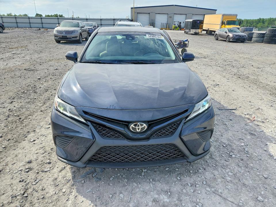 2018 Toyota Camry მანქანა იყიდება აუქციონზე, vin: JTNB11HK7J3014636, აუქციონის ნომერი: 54905766