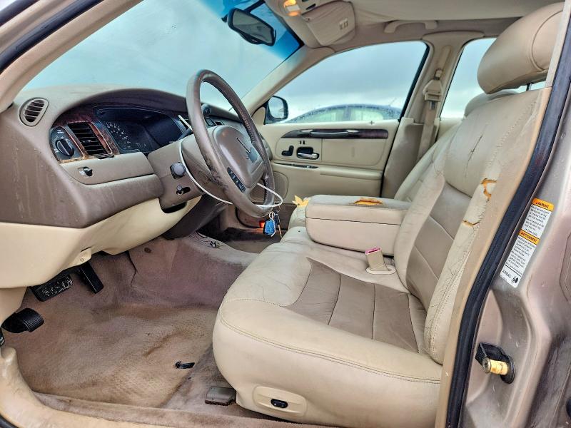 Продажа на аукционе авто 1999 Lincoln Town Car, vin: 1LNHM82W3XY683830, номер лота: 52008886