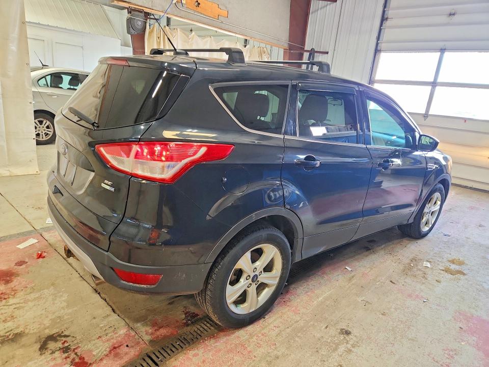 52736696 :رقم المزاد ، 1FMCU9GX7FUB42870 vin ، 2015 Ford Escape مزاد بيع