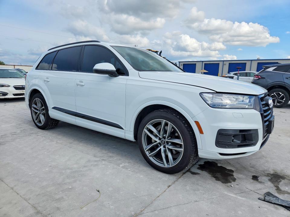Продажа на аукционе авто 2018 Audi Q7, vin: WA1VAAF75JD042598, номер лота: 55192236