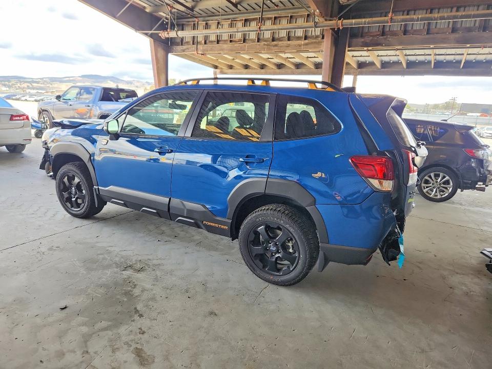 54715596 :رقم المزاد ، JF2SKAJC4SH403163 vin ، 2025 Subaru Forester مزاد بيع