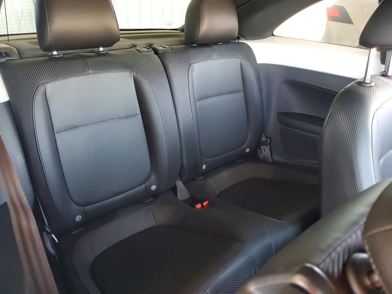 53159936 :رقم المزاد ، 3VWJX7AT9CM607515 vin ، 2012 Volkswagen Beetle مزاد بيع