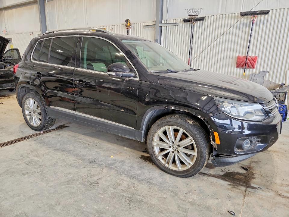 2016 Volkswagen Tiguan მანქანა იყიდება აუქციონზე, vin: WVGAV7AX2GW578081, აუქციონის ნომერი: 54157146
