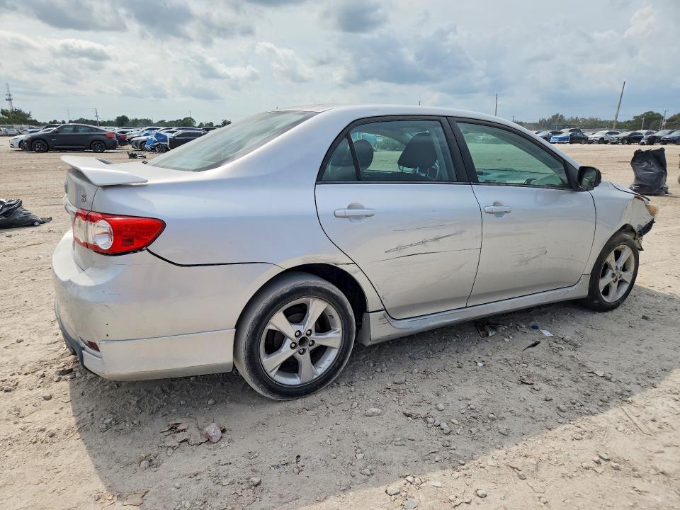 53418816 :رقم المزاد ، 2T1BU4EE9DC970028 vin ، 2013 Toyota Corolla مزاد بيع