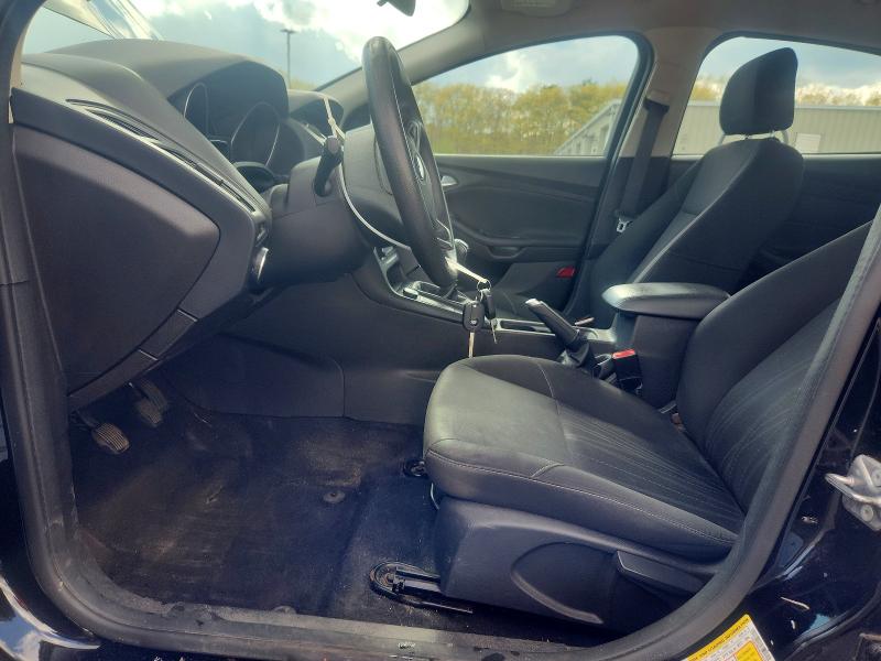 Продажа на аукционе авто 2016 Ford Focus, vin: 1FADP3KE4GL240108, номер лота: 53235556