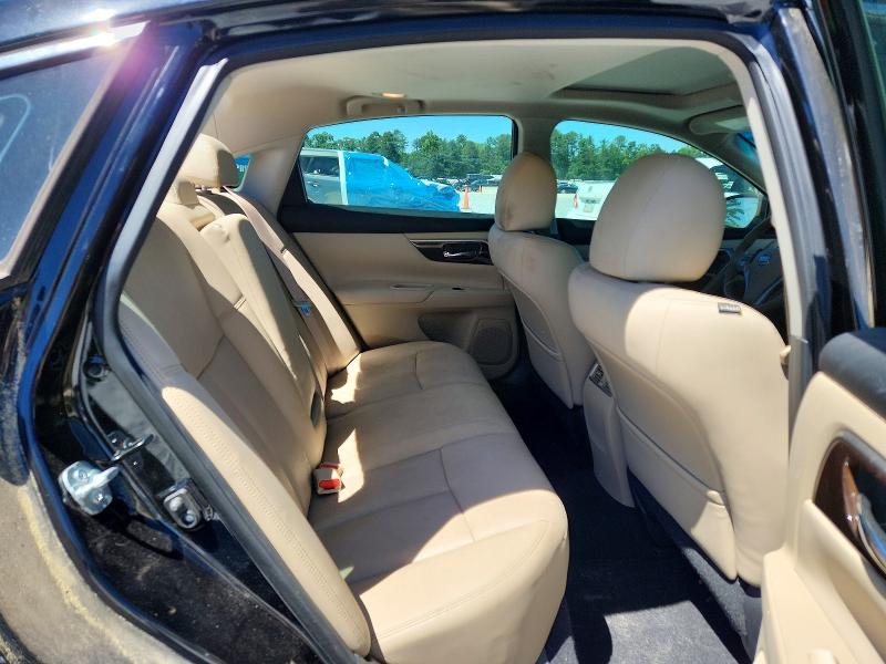 Продажа на аукционе авто 2015 Nissan Altima, vin: 1N4AL3AP9FN883526, номер лота: 53711696