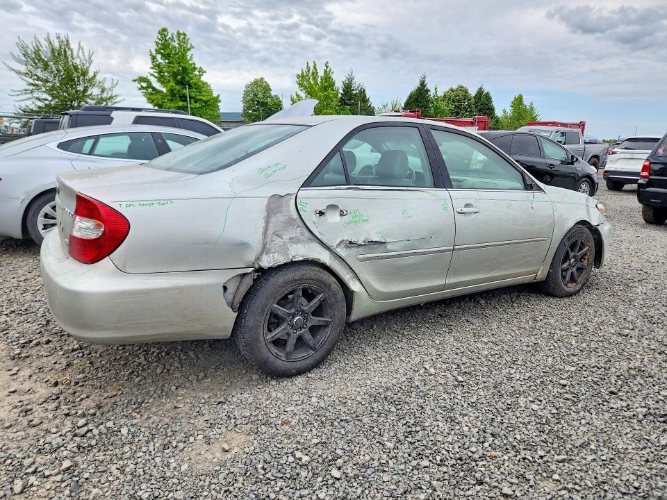 55180256 :رقم المزاد ، JTDBF30K540153487 vin ، 2004 Toyota Camry مزاد بيع