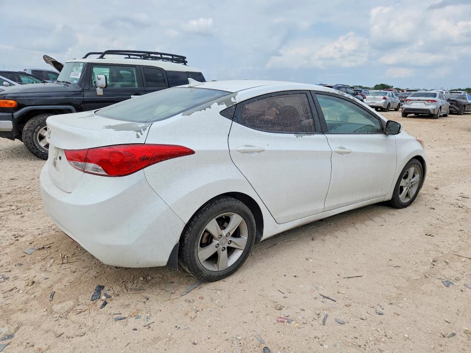 2013 Hyundai Elantra მანქანა იყიდება აუქციონზე, vin: 5NPDH4AE2DH353019, აუქციონის ნომერი: 54205076