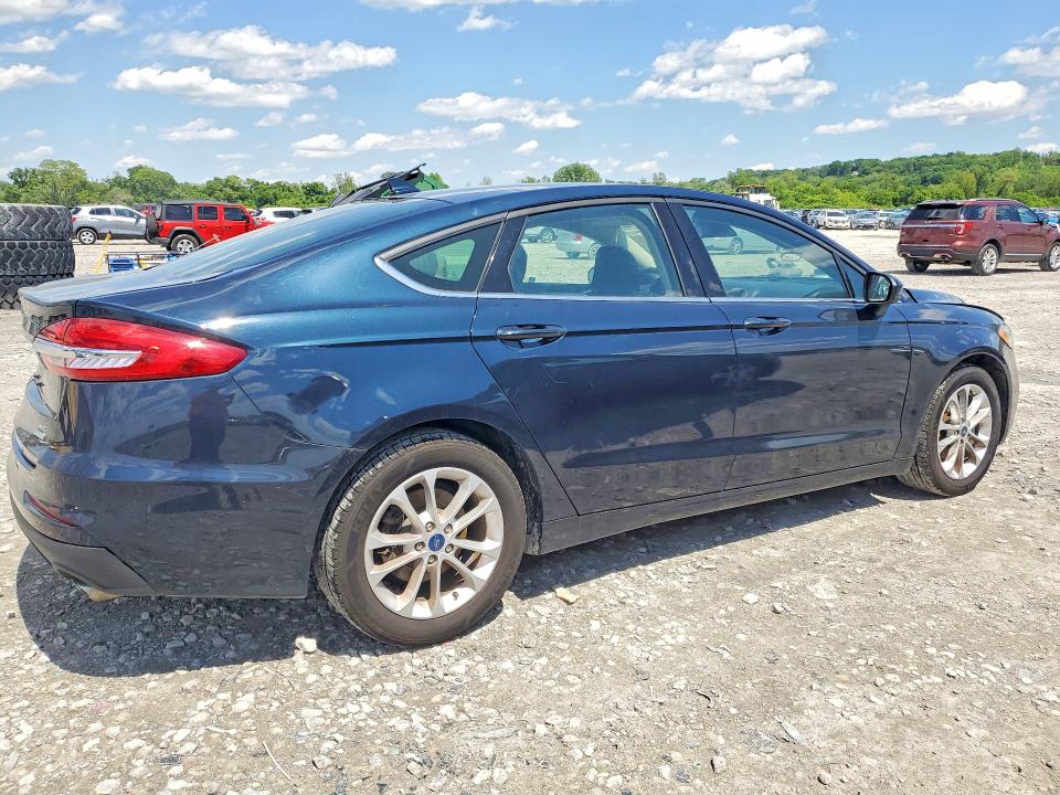 52383296 :رقم المزاد ، 3FA6P0HD7LR221005 vin ، 2020 Ford Fusion مزاد بيع