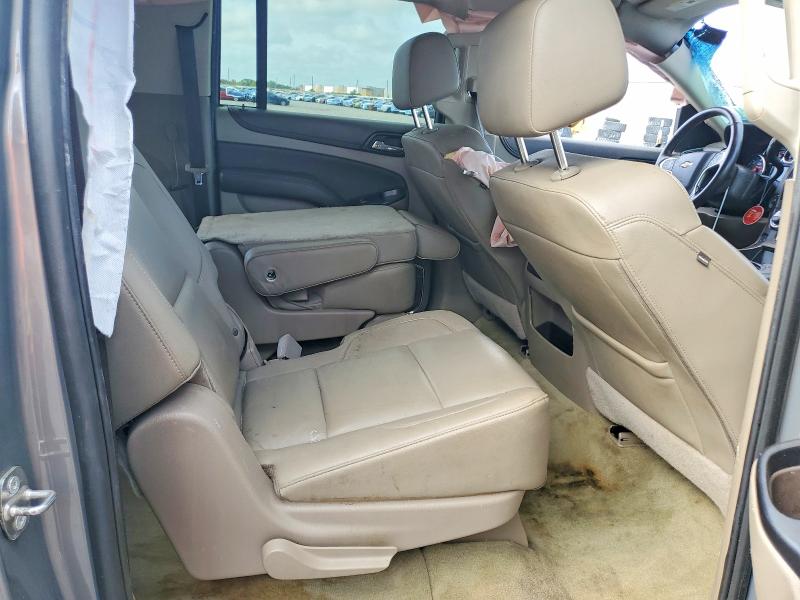 Продажа на аукционе авто 2018 Chevrolet Suburban, vin: 1GNSCHKC1JR165582, номер лота: 54905006