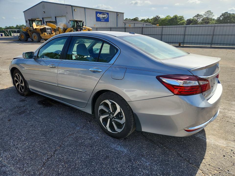 54448956 :رقم المزاد ، 1HGCR2F84GA036517 vin ، 2016 Honda Accord مزاد بيع