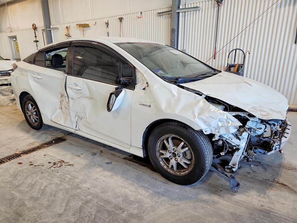 52372866 :رقم المزاد ، JTDKBRFU8J3081007 vin ، 2018 Toyota Prius مزاد بيع