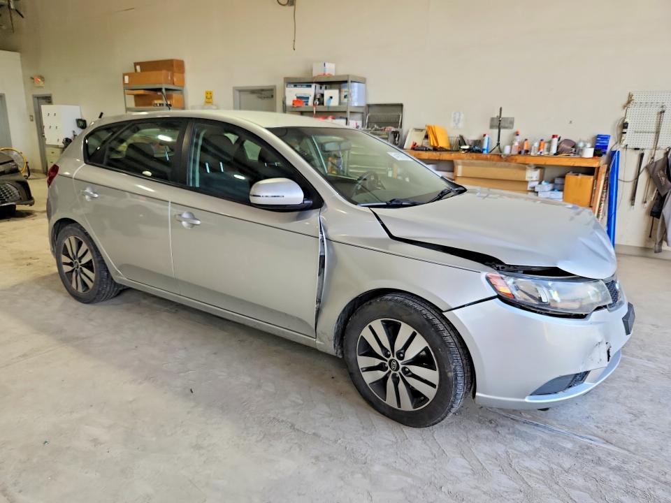 2013 Kia Forte მანქანა იყიდება აუქციონზე, vin: KNAFU5A21D5664051, აუქციონის ნომერი: 54182756