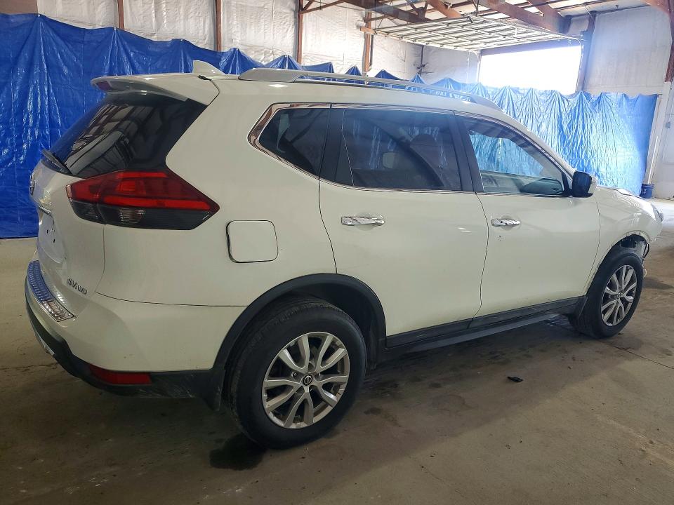 53107006 :رقم المزاد ، 5N1AT2MV7HC843616 vin ، 2017 Nissan Rogue مزاد بيع