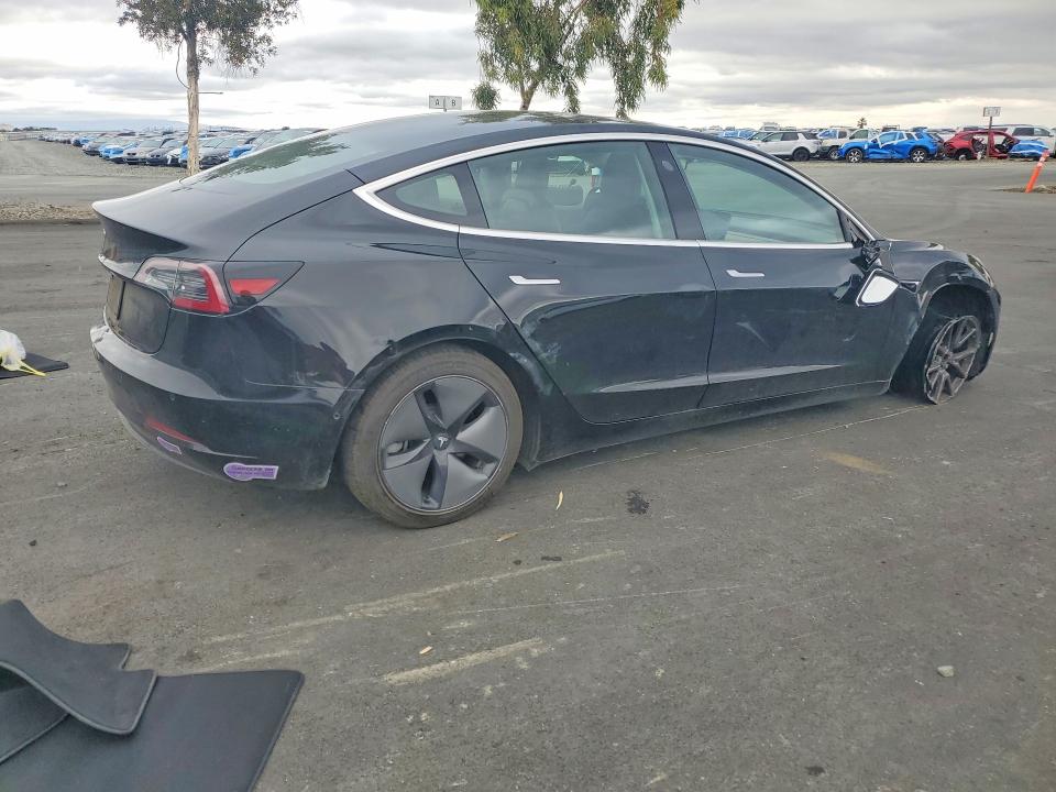 2018 Tesla Model 3 მანქანა იყიდება აუქციონზე, vin: 5YJ3E1EA7JF173426, აუქციონის ნომერი: 54548096