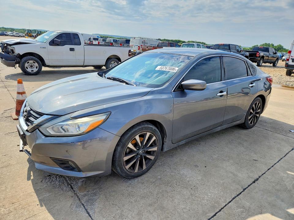 2018 Nissan Altima მანქანა იყიდება აუქციონზე, vin: 1N4AL3AP0JC246464, აუქციონის ნომერი: 53767006