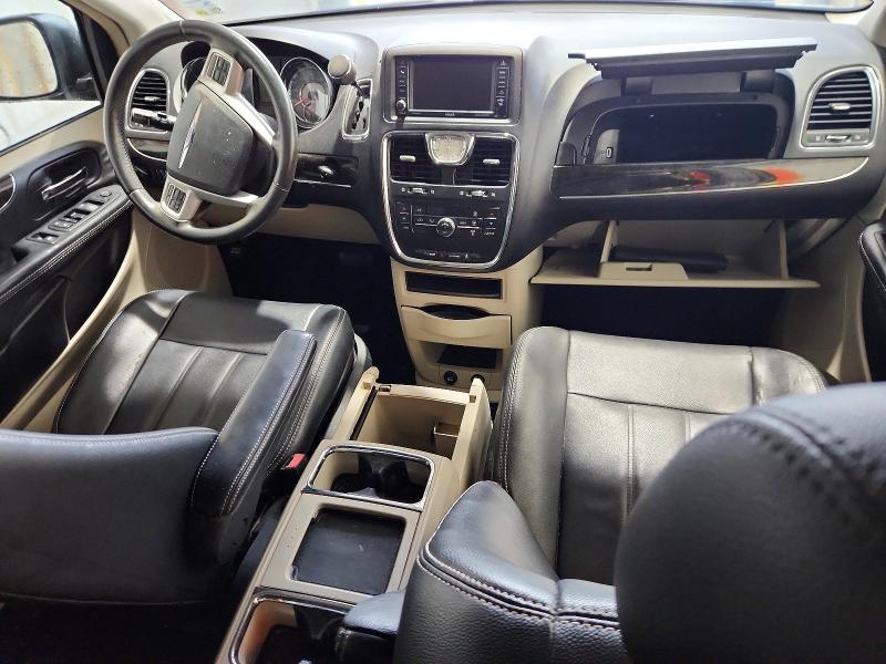 2014 Chrysler Town & Country მანქანა იყიდება აუქციონზე, vin: 2C4RC1BG9ER312796, აუქციონის ნომერი: 54984496