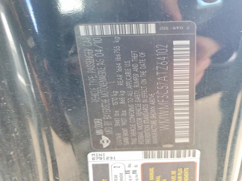 53000606 :رقم المزاد ، WMWMF3C57ATZ64102 vin ، 2010 Mini Cooper مزاد بيع