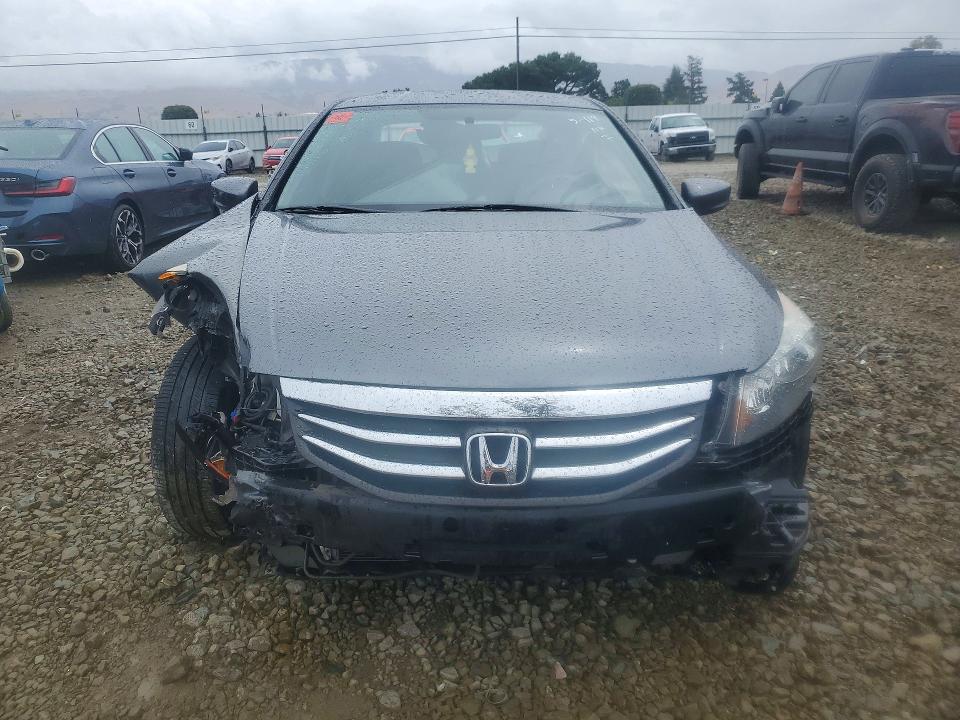 2011 Honda Accord მანქანა იყიდება აუქციონზე, vin: 1HGCP2F31BA130776, აუქციონის ნომერი: 55389066