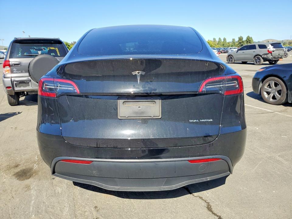 Продаж на аукціоні авто 2024 Tesla Model Y, vin: 7SAYGDEEXRF115135, номер лоту: 53756386